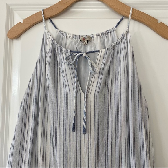 Cremieux Jamie Striped Maxi Dress w Ruffle Hem in Navy & Ivory/White - Picture 2 of 12